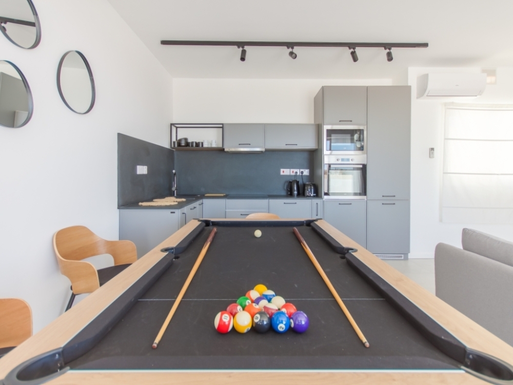 WhatsApp Image 2025-11-11 at 21.07.13 WhatsApp Image 2025-11-11 at 21.07.13